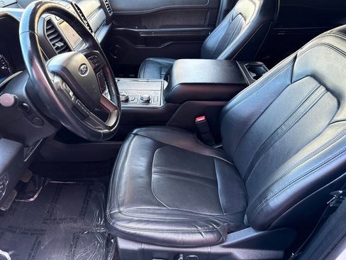 Used 2020 Ford Expedition Max Limited image 13