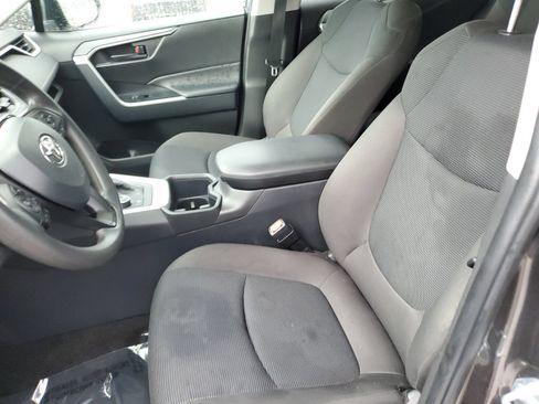 Certified 2025 Toyota RAV4 LE AWD/4WD image 17