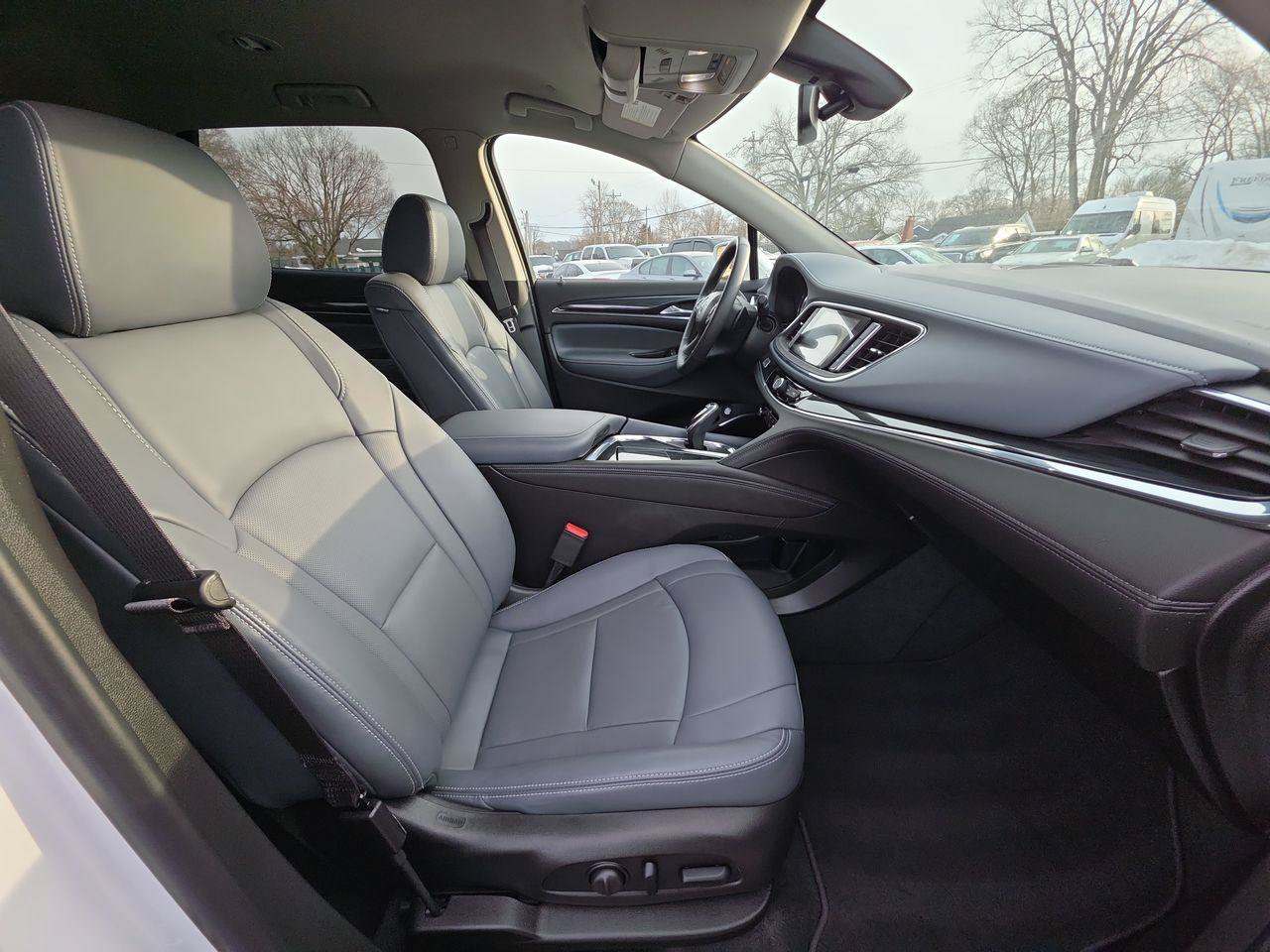 Used 2018 Buick Enclave Premium FWD image 8