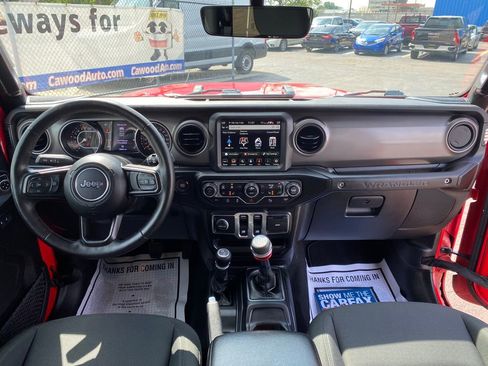 Used 2021 Jeep Wrangler Sport AWD/4WD image 20