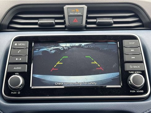 Used 2025 Nissan Versa SV w/ Trunk Package image 23