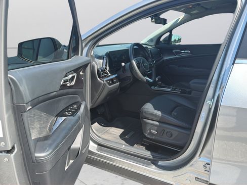 Used 2024 Kia Sportage EX FWD image 24