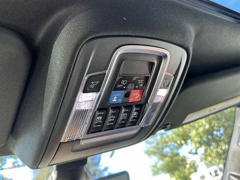 Used 2019 RAM 1500 Rebel w/ Rebel Level 2 Equipment Group AWD/4WD image 42