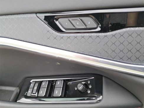 New 2025 Jeep Wagoneer S Limited image 30