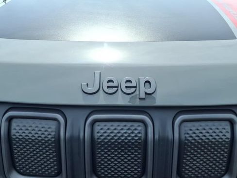Certified 2022 Jeep Compass Trailhawk AWD/4WD image 12