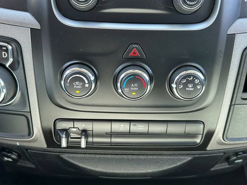Certified 2018 RAM 1500 Express w/ Express Value Package RWD image 29