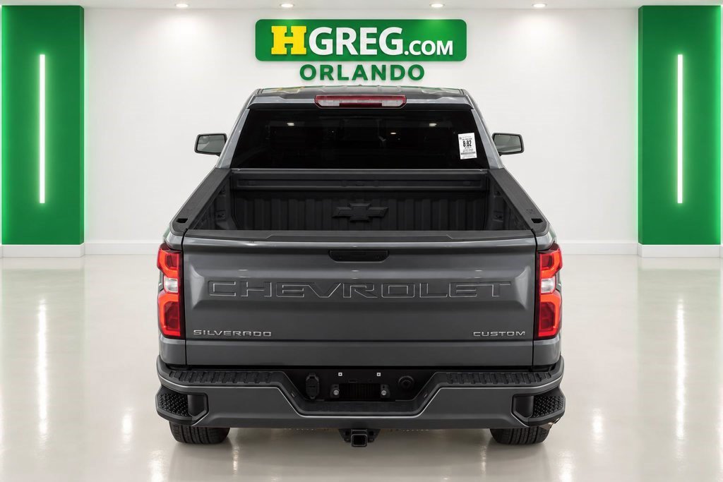 Used 2020 Chevrolet Silverado 1500 Custom w/ Custom Value Package AWD/4WD image 8