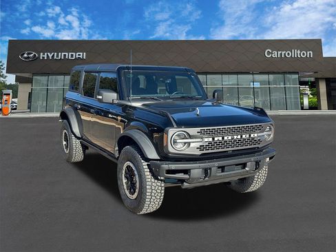 Used 2023 Ford Bronco Badlands w/ Sasquatch Package image 3