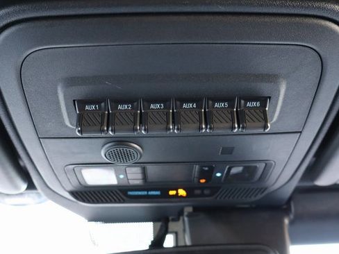 New 2025 Ford Bronco Badlands image 34