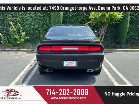 Used 2010 Dodge Challenger SRT8 w/ SRT Option Group II image 8