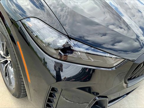 New 2026 BMW X5 xDrive50e w/ M Sport Package image 13