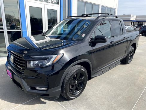 Used 2021 Honda Ridgeline Black Edition image 4
