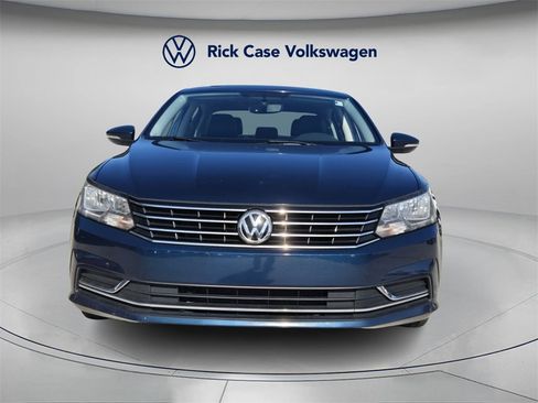 Used 2019 Volkswagen Passat 2.0T Wolfsburg w/ Wheels & Sunroof Package image 5