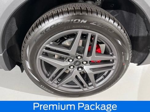 New 2026 Ford Explorer ST-Line RWD image 6