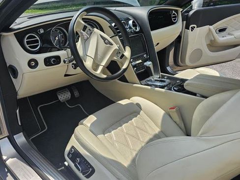 Used 2015 Bentley Continental GT image 12