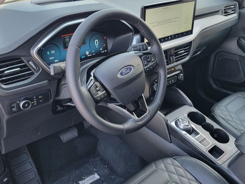 New 2024 Ford Escape SE w/ PHEV Premium Package FWD image 7