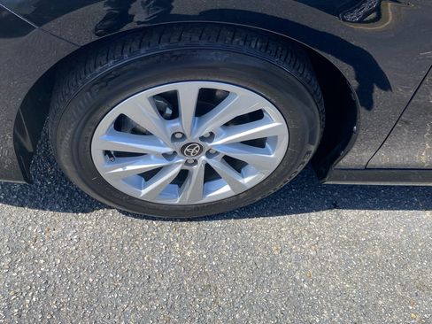 Used 2024 Toyota Camry LE image 16