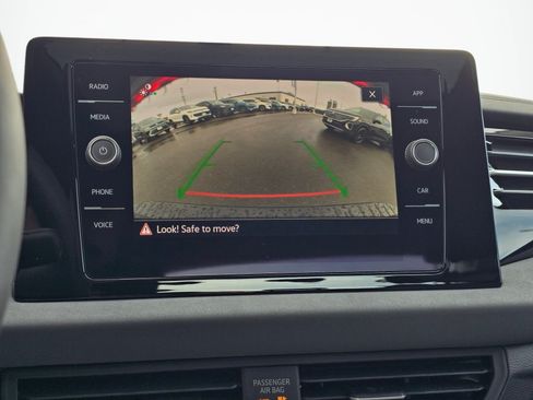 New 2026 Volkswagen Jetta SE FWD image 27