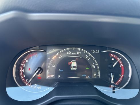 New 2025 Toyota RAV4 XLE w/ Convenience Package FWD image 17