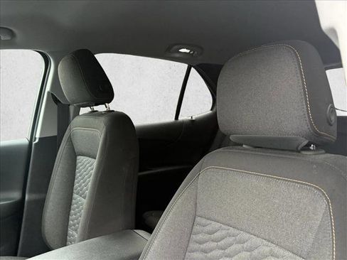 Used 2019 Chevrolet Equinox LT image 12