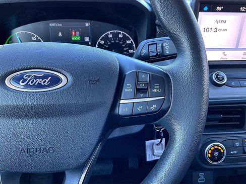 Used 2023 Ford Maverick XL image 17