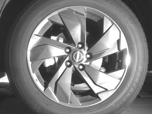 Used 2025 Nissan Rogue SV image 12