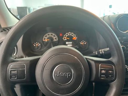 Used 2015 Jeep Patriot Sport w/ Power Value Group FWD image 12