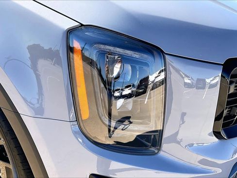 Used 2022 Kia Telluride SX w/ SX Prestige Package image 27
