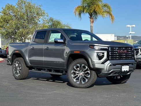 Used 2026 GMC Canyon Denali AWD/4WD image 2
