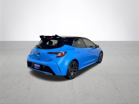 Used 2022 Toyota Corolla XSE FWD image 6