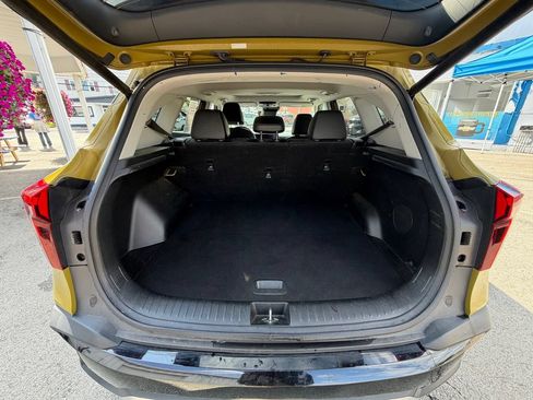 Used 2024 Kia Seltos SX w/ SX Sunroof Package AWD/4WD image 11