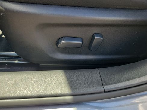 Used 2024 Nissan Altima 2.5 SV FWD image 20