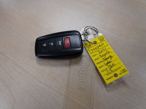 Used 2021 Toyota Camry SE w/ Audio Upgrade Package image 35