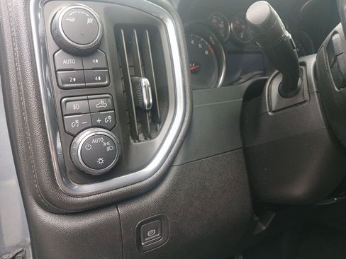 Certified 2019 Chevrolet Silverado 1500 RST w/ All-Star Edition AWD/4WD image 18