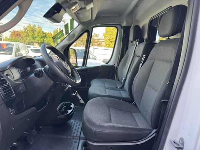 Used 2024 RAM ProMaster 3500 FWD image 7
