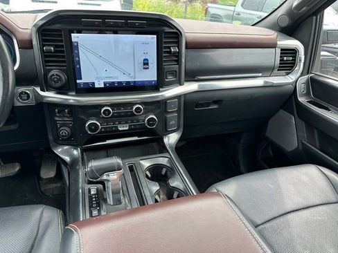 Used 2022 Ford F150 Lariat w/ Equipment Group 502A High image 17