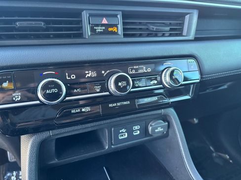 Used 2023 Honda Pilot EX-L image 25