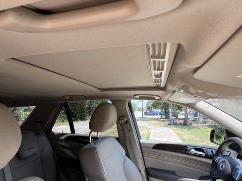 Used 2014 Mercedes-Benz ML 350 4MATIC image 22
