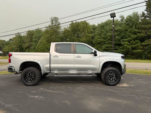 Used 2019 Chevrolet Silverado 1500 LT AWD/4WD image 4