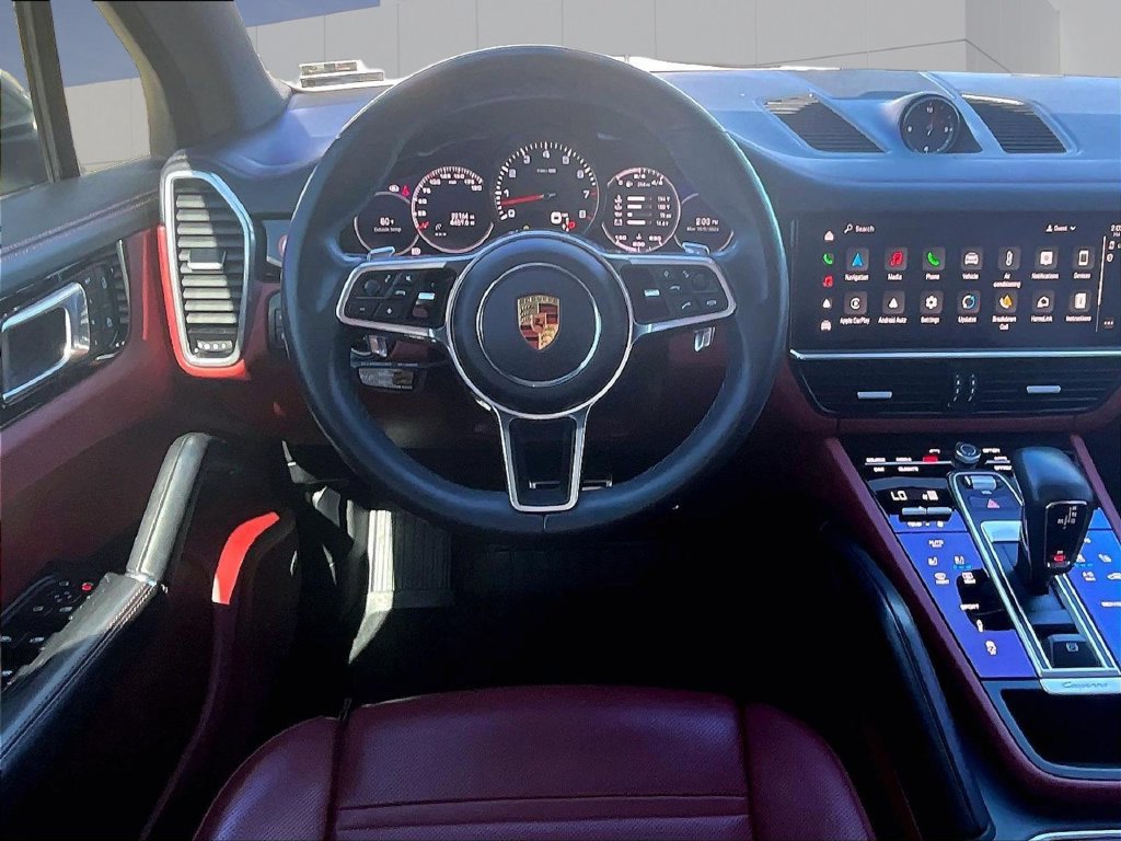 Certified 2023 Porsche Cayenne S AWD/4WD image 13