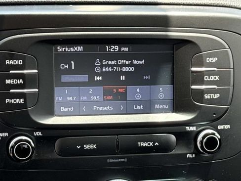Used 2019 Kia Soul FWD image 17