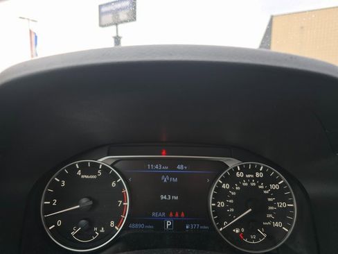 Used 2024 Nissan Altima 2.5 SV image 19