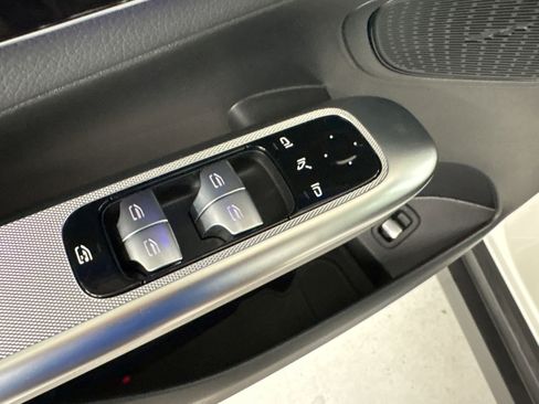 Certified 2026 Mercedes-Benz GLC 300 image 13