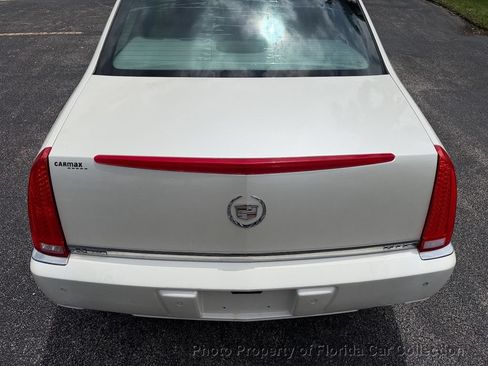 Used 2008 Cadillac DTS FWD image 20