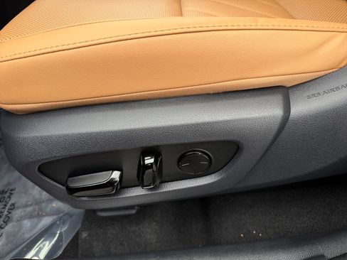 Certified 2025 Lexus NX 350 AWD w/ Rear Seat Package image 17