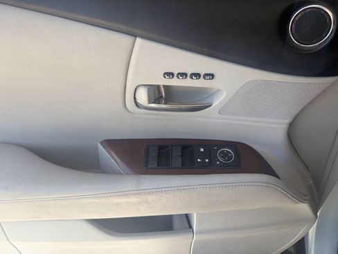 Used 2010 Lexus RX 350 2WD image 19