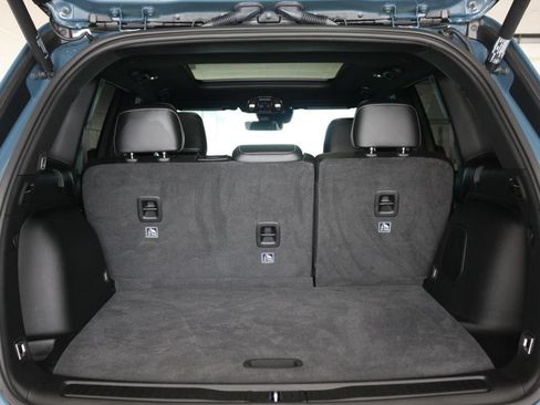 Certified 2026 Jeep Grand Cherokee Limited w/ Limited Altitude Package AWD/4WD image 9