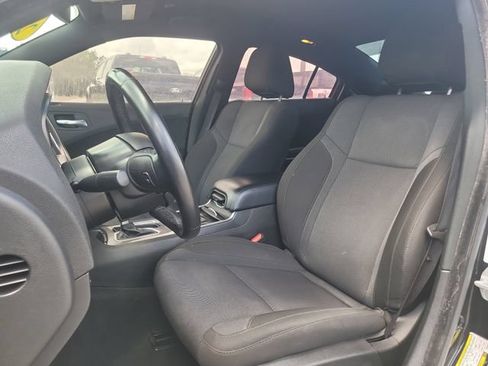 Used 2022 Dodge Charger SXT RWD image 19