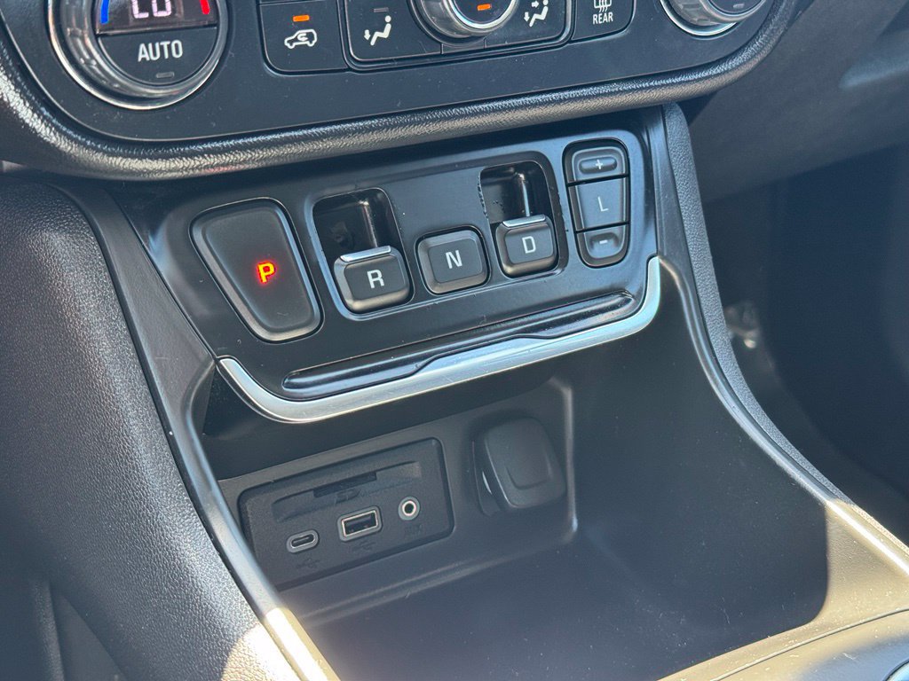 Used 2020 GMC Terrain SLT FWD image 16