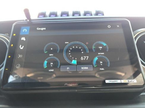 Used 2019 Jeep Wrangler Sport AWD/4WD image 39